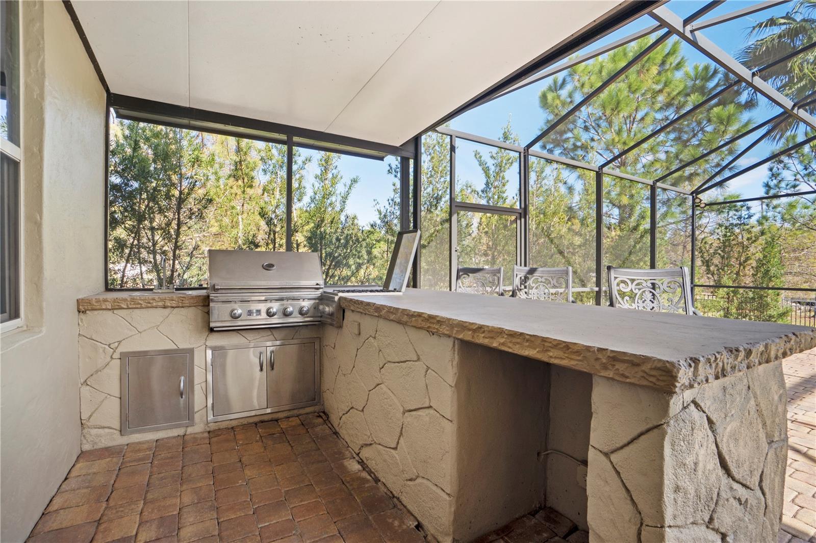 LAKESIDE ESTATES - Residential