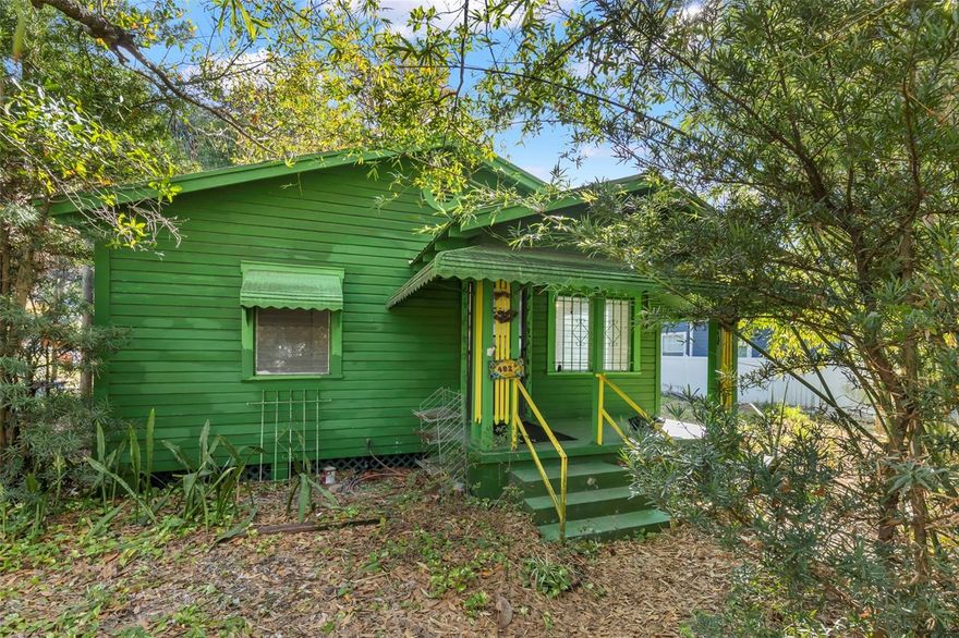 LISTING AGENT IS OWNER. Charming 2/1 bungalow two blocks from Hyde Park Village and five blocks from Bayshore. Vaulted ceilings with exposed beam detail, updated laminate flooring throughout, clean galley kitchen, and a corner lot with rear off-street parking for two vehicles. Lives larger than 676 SF. No HOA. New construction bungalow planned for adjacent vacant lot.

For the buyer with vision: included with the sale are fully permitted and approved plans (Permit #BLD-26-0520482) for a complete renovation plus second-story addition — taking the home from 2/1 at 676 SF to 3/2 at 1,189 SF. Permitted plans call for a new primary suite with en-suite bath, reconfigured open living and kitchen, new dining area, and covered carport. These plans cleared a two-year Historic Preservation Commission and Architectural Review Commission process. The hard work is done. Project is shovel-ready at closing.

Approved plans and full interior design selection sheet available on request.