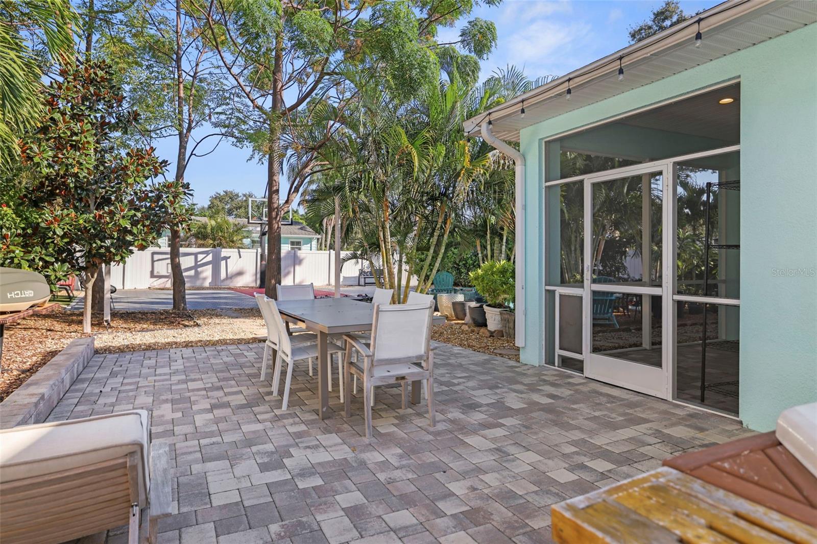 BREEZY ACRES PARK - Residential