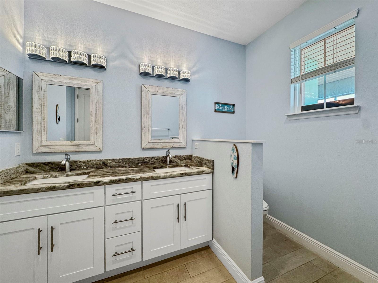 BREEZY ACRES PARK - Residential