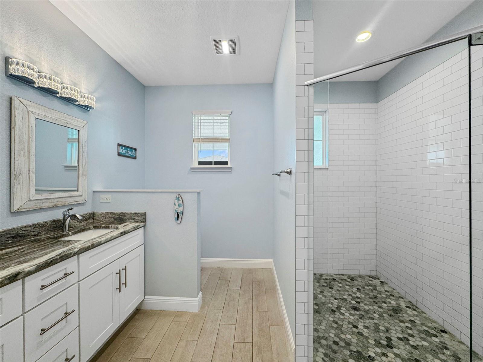 BREEZY ACRES PARK - Residential