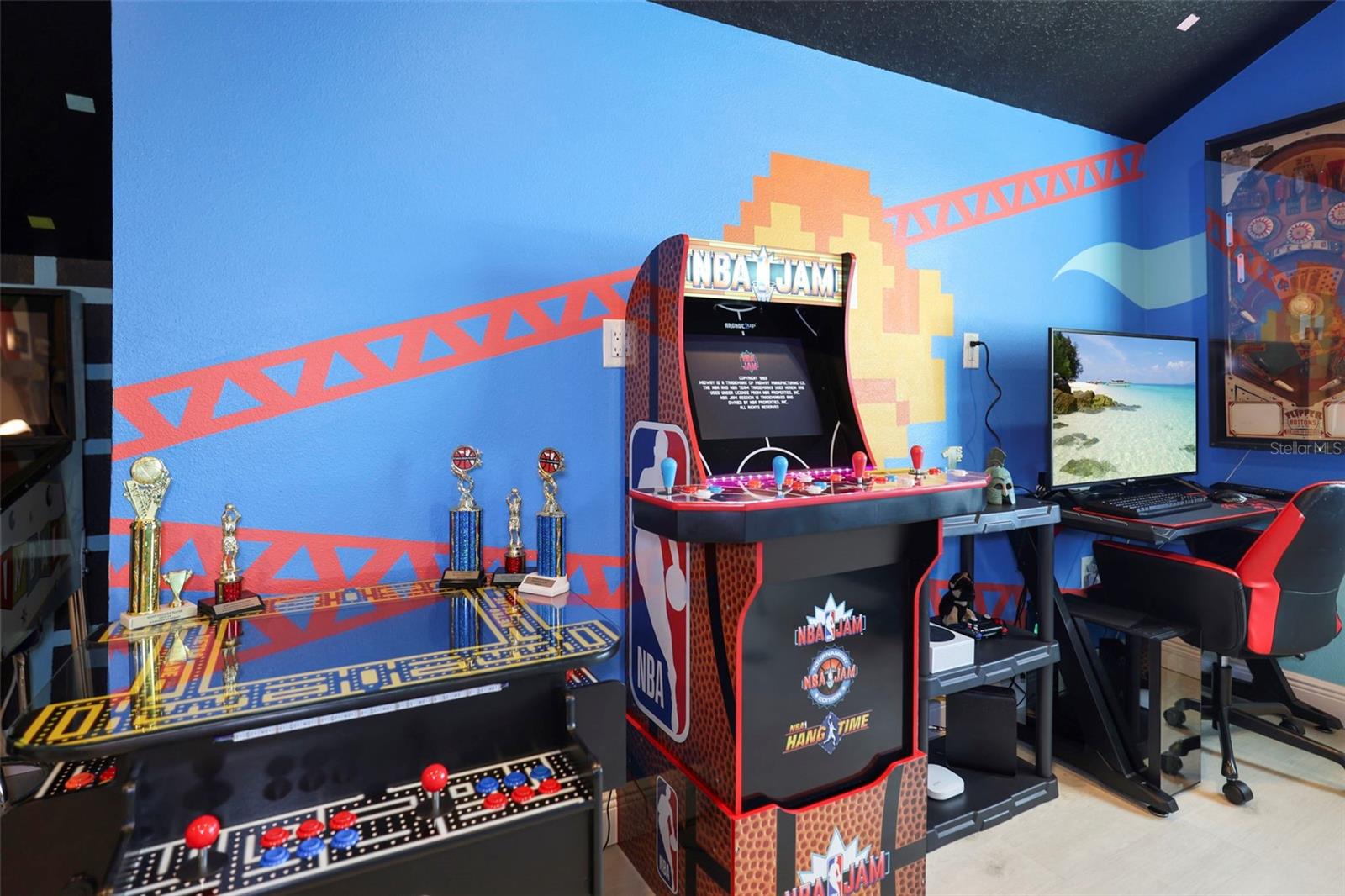 BREEZY ACRES PARK - Residential