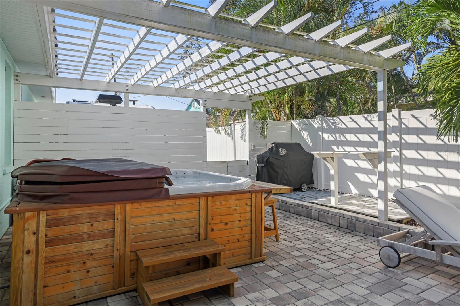 BREEZY ACRES PARK - Residential