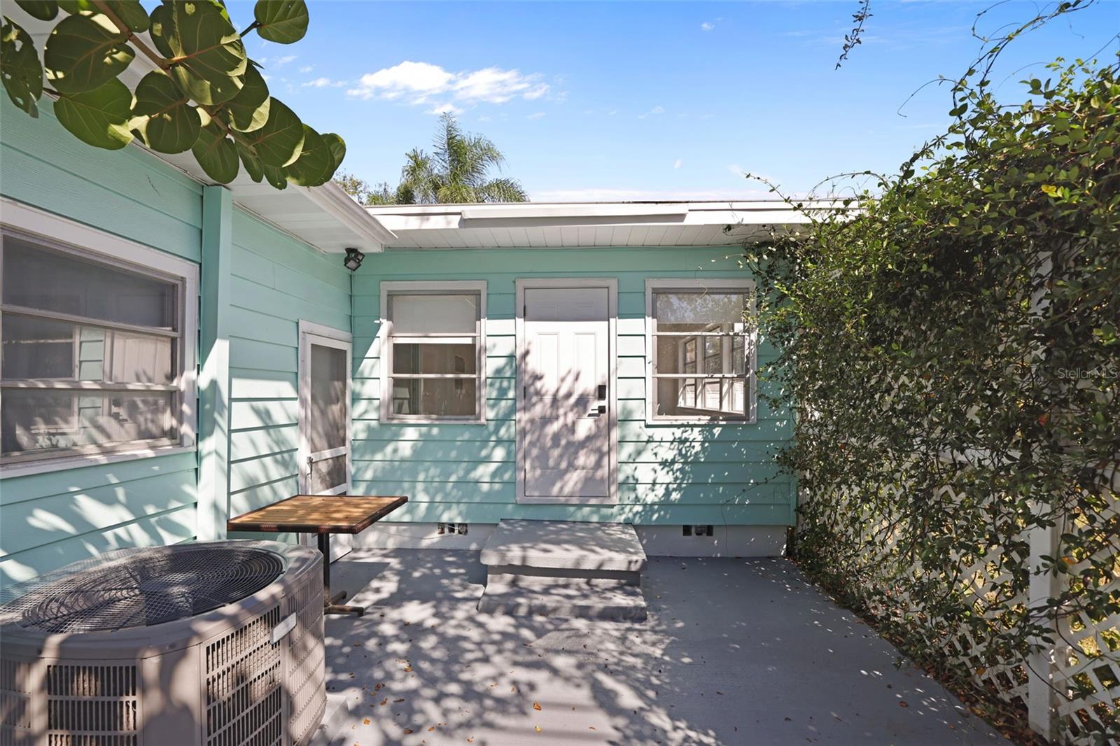 BREEZY ACRES PARK - Residential