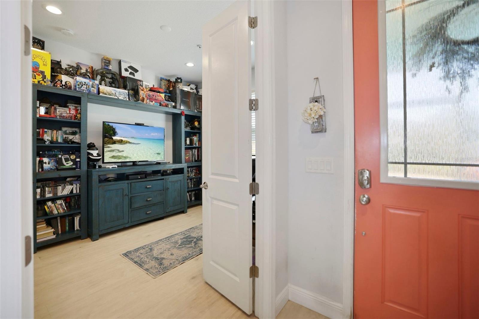 BREEZY ACRES PARK - Residential