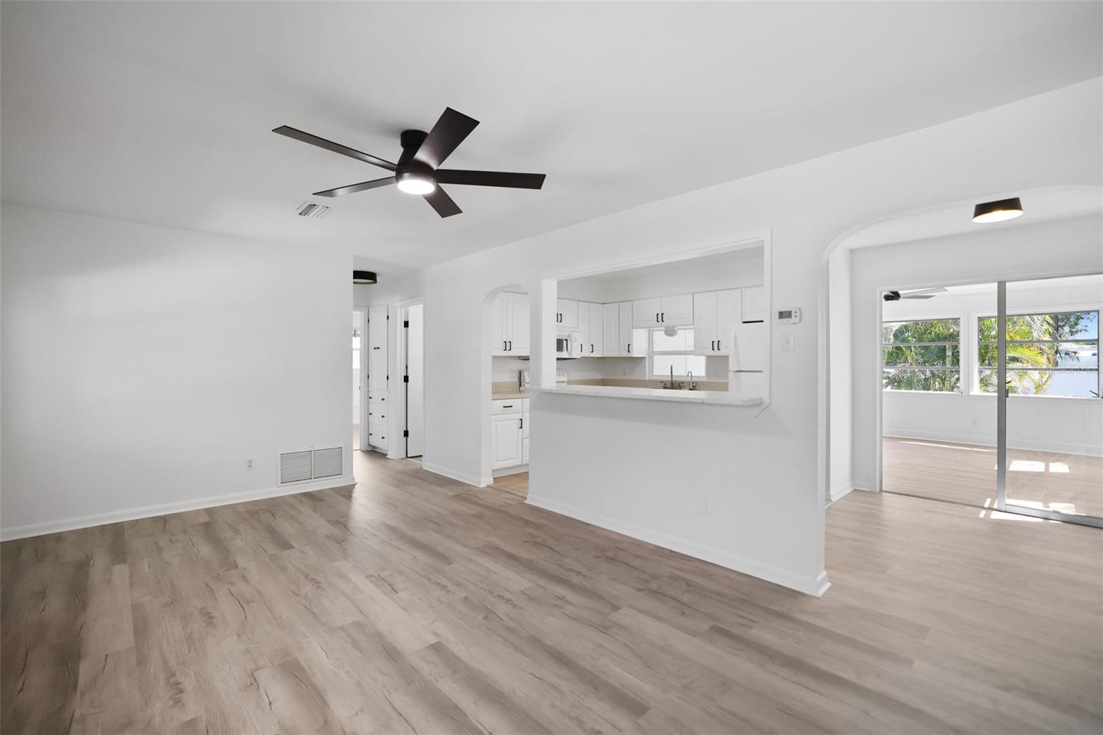 BREEZY ACRES PARK - Residential