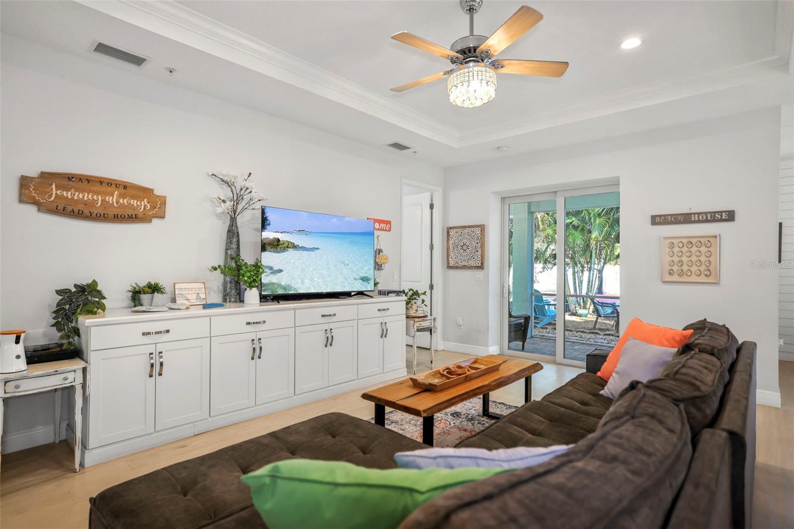 BREEZY ACRES PARK - Residential