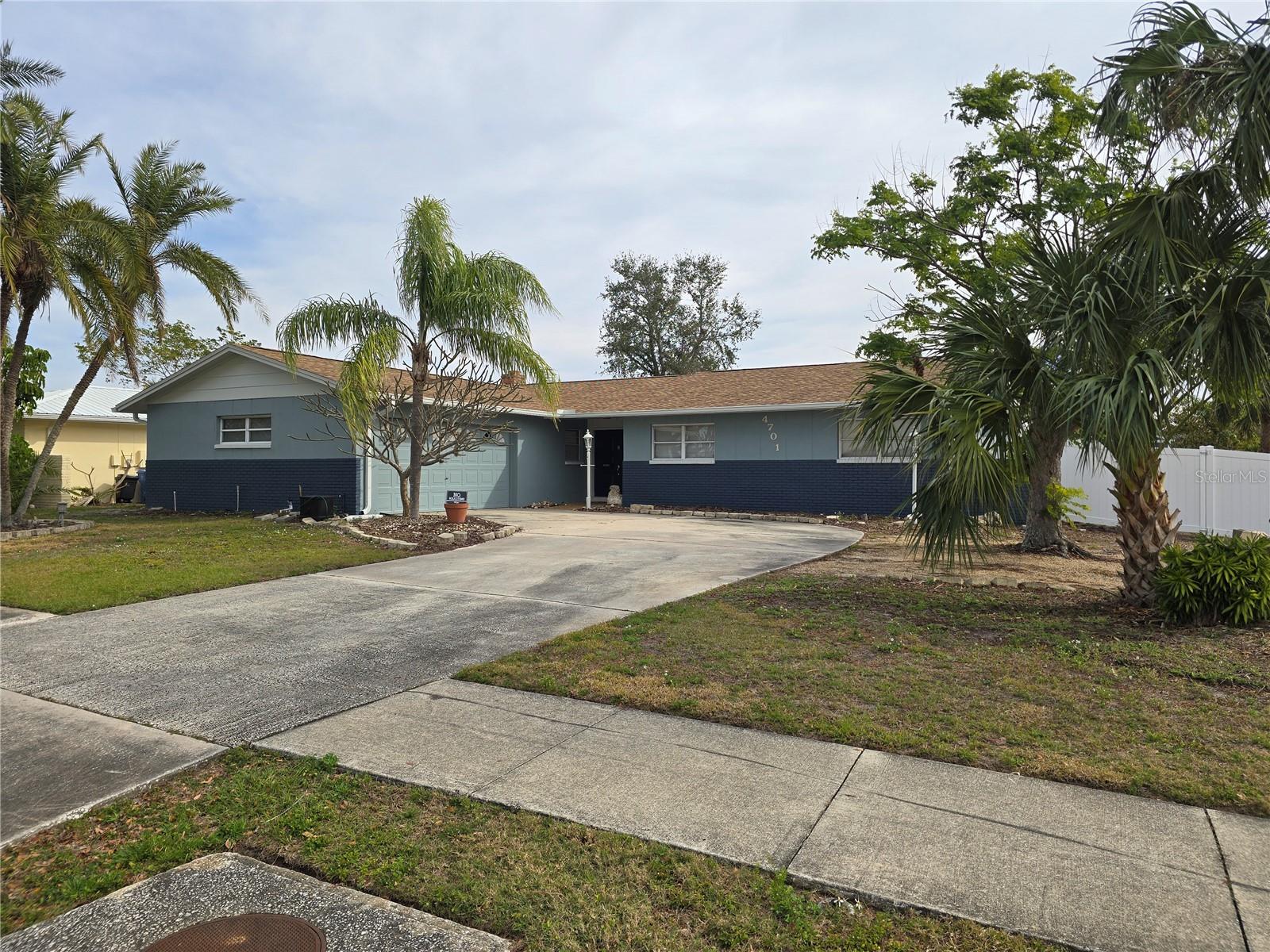 4701 LODESTONE DRIVE