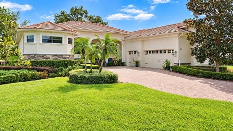 32809 Berwick Glen Court, Sorrento, FL 32776