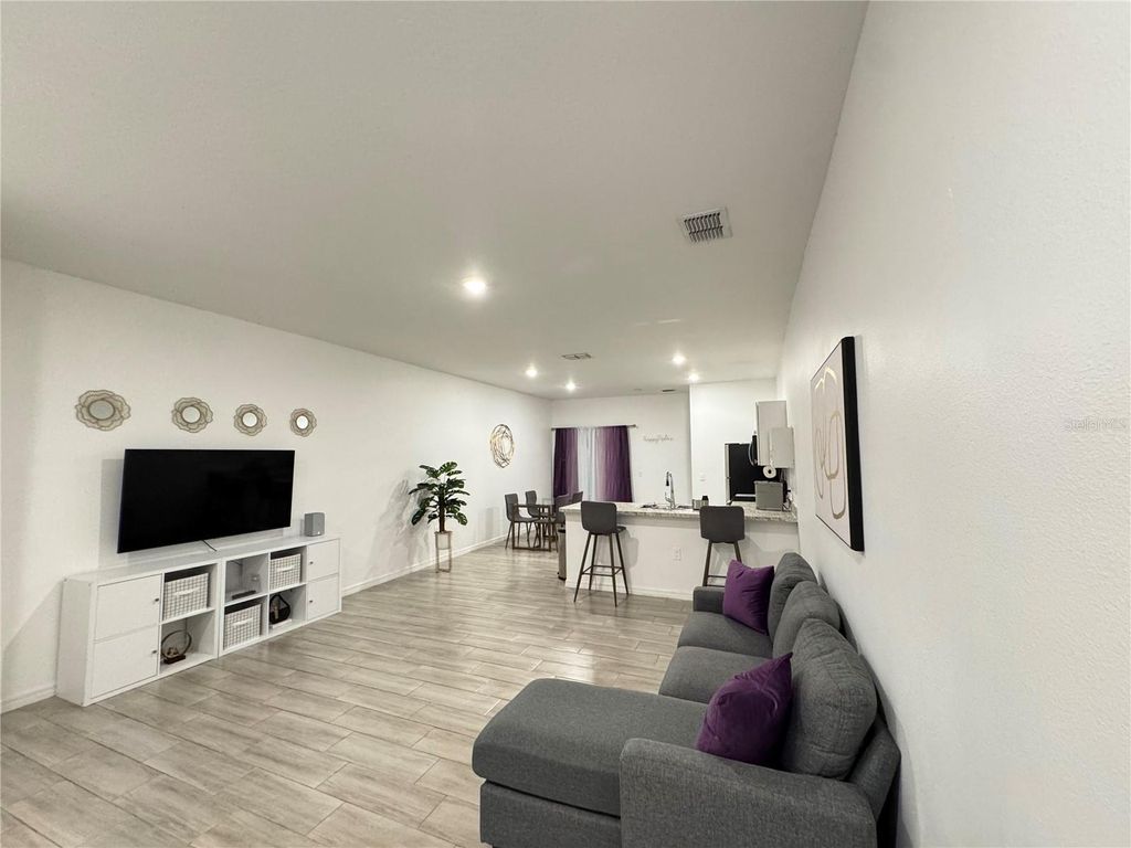 Photo of 699 W Kaley Street, Orlando, FL 32805 (MLS # O6422549)