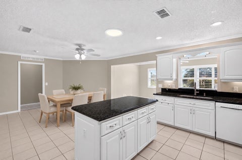 Tiny photo for 9878 SW 97th Lane, Ocala, FL 34481 (MLS # OM734768)