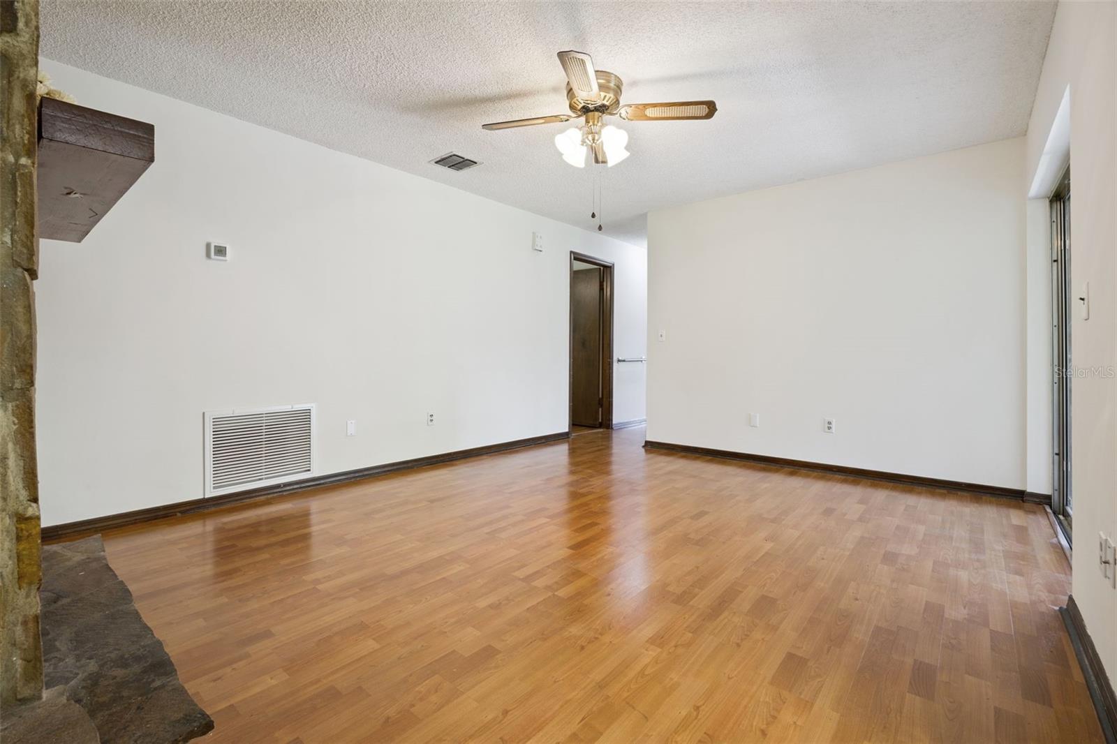 WEKIVA HUNT CLUB 1 FOX HUNT SEC 1 - Residential