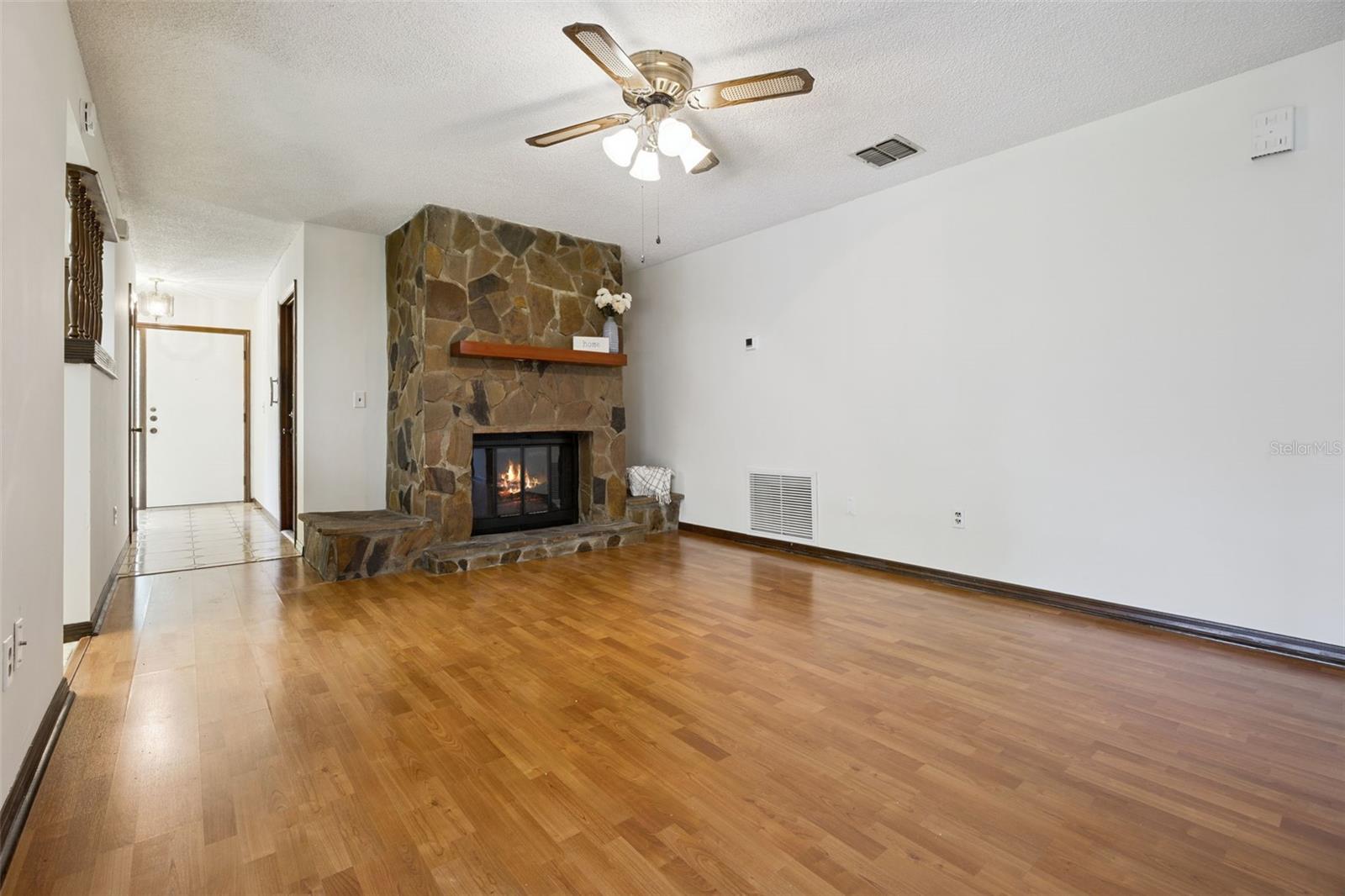 WEKIVA HUNT CLUB 1 FOX HUNT SEC 1 - Residential