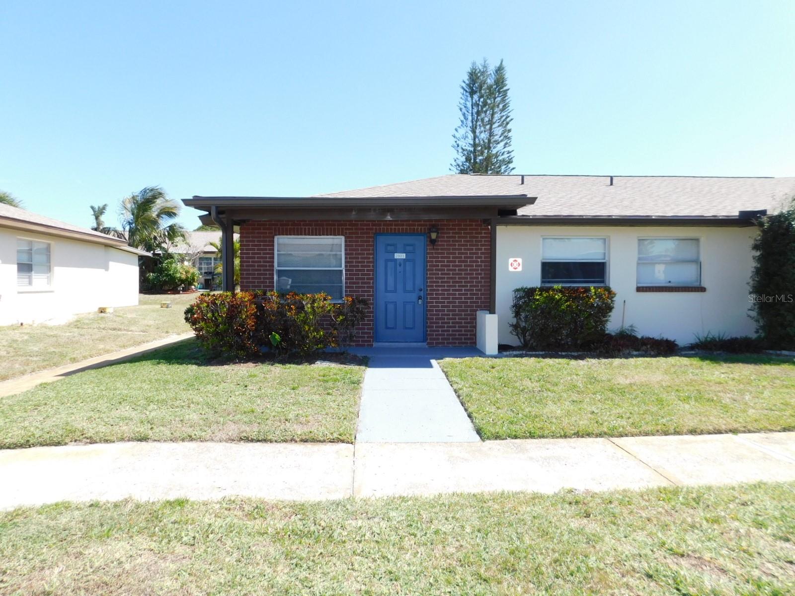 24862 US HIGHWAY 19 N 2801