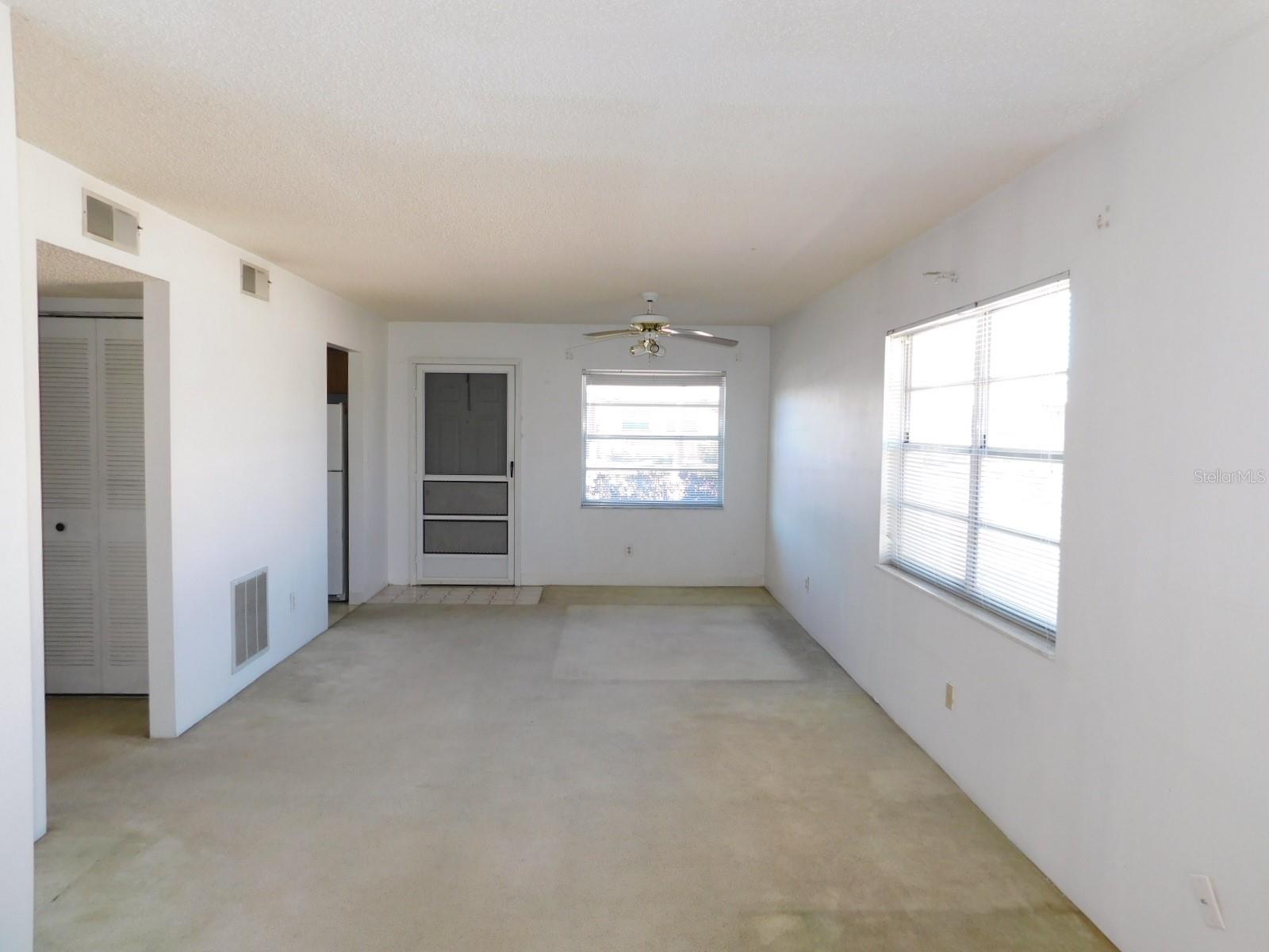 24862 US HIGHWAY 19 N 2801