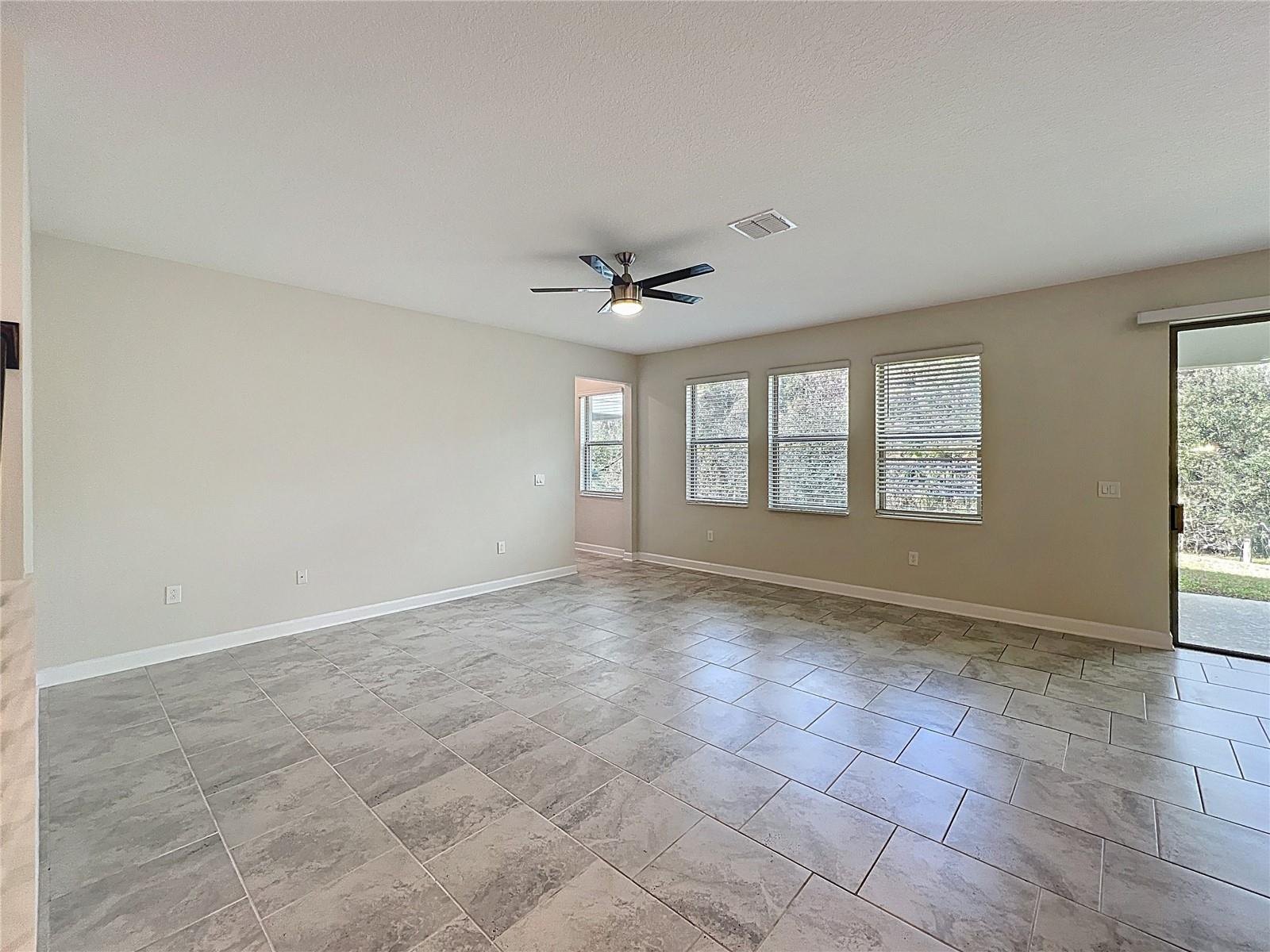 TUSKAWILLA CROSSINGS PH 2 - Residential