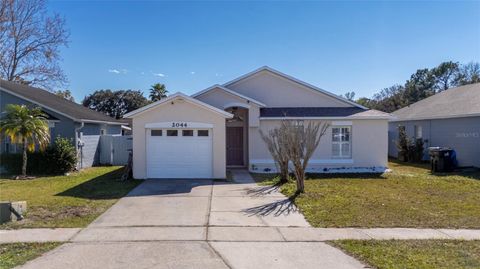 Photo of 2044 Donegan Place, Orlando, FL 32826 (MLS # S5141420)