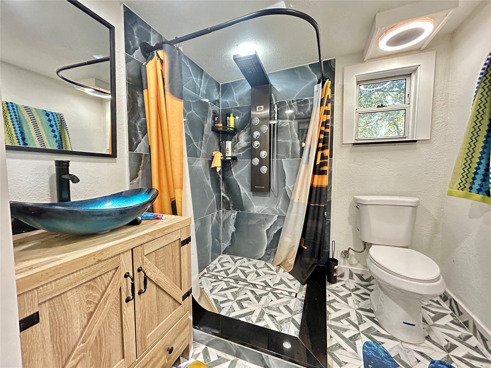 MOON LAKE ESTATES - Residential