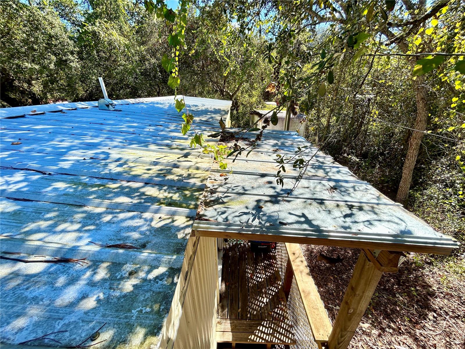 MOON LAKE ESTATES - Residential