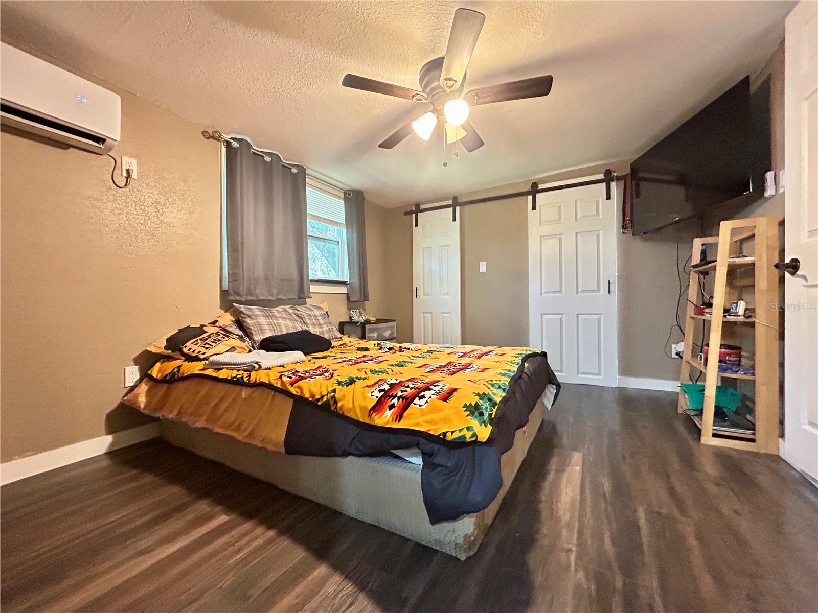 MOON LAKE ESTATES - Residential