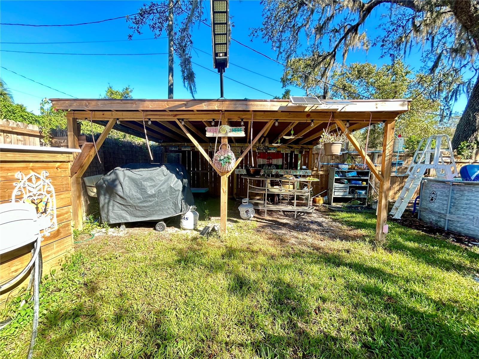 MOON LAKE ESTATES - Residential