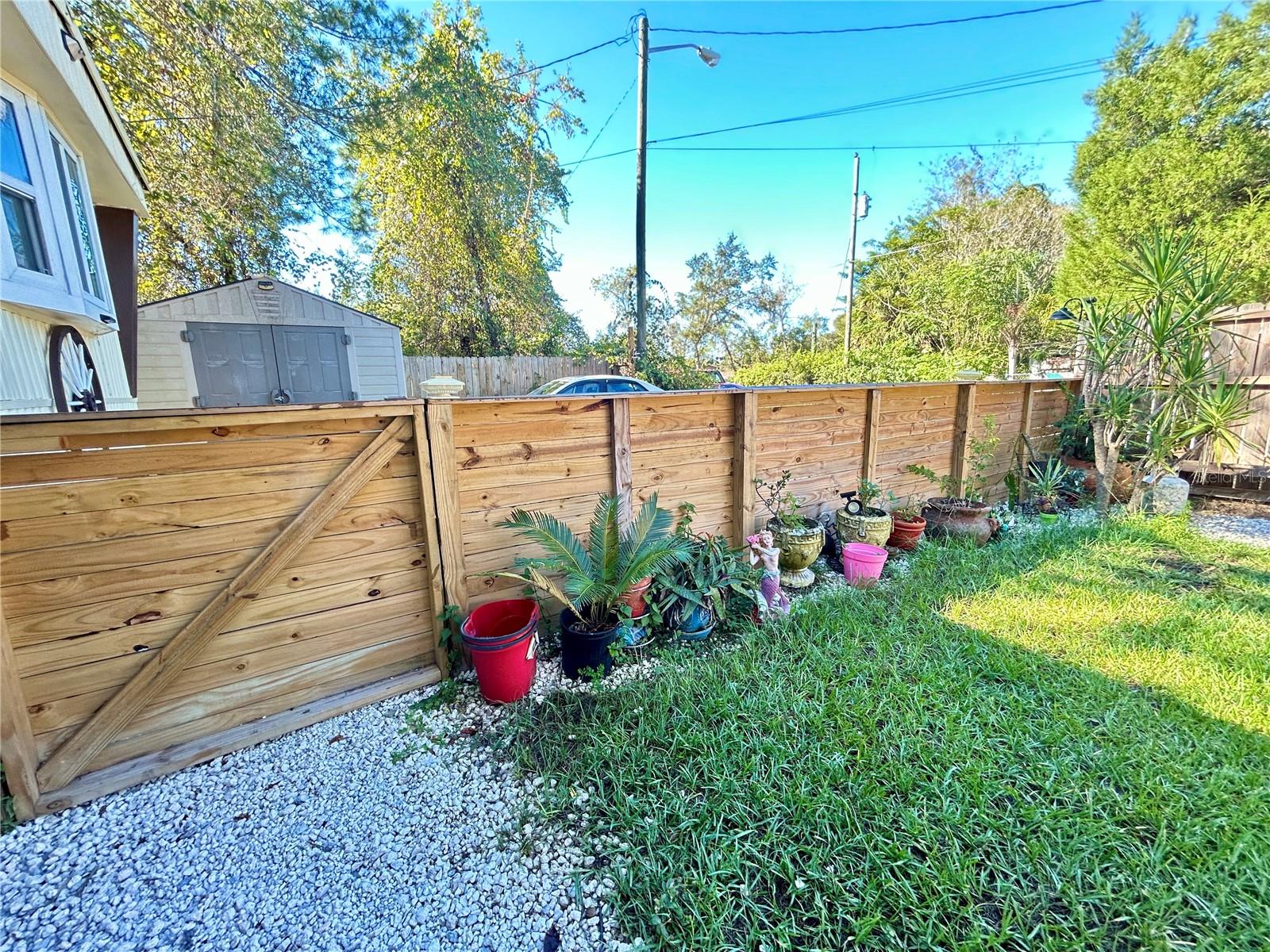 MOON LAKE ESTATES - Residential