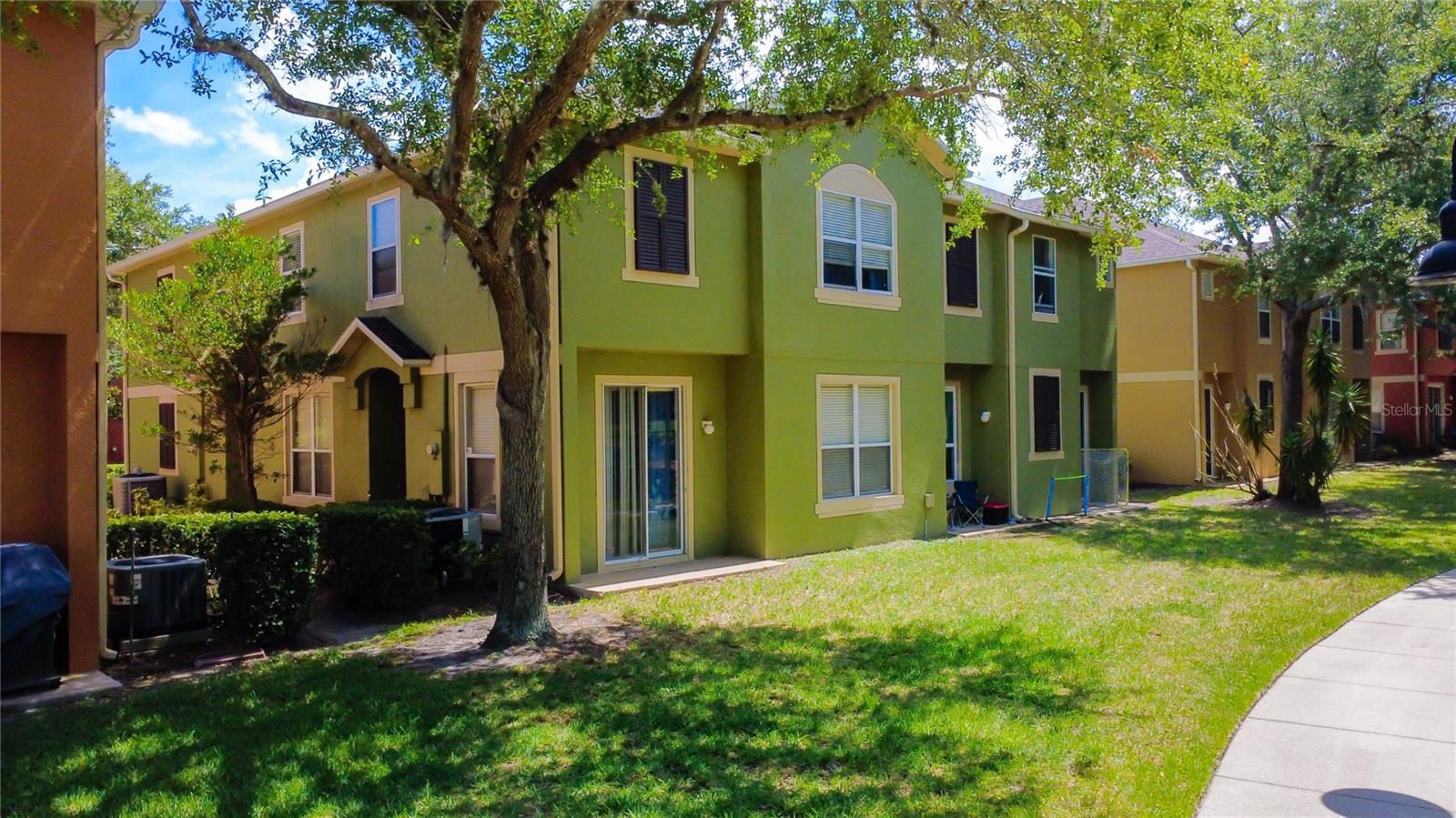 MAGNOLIA CLUB - Residential