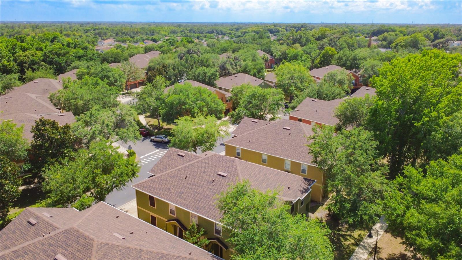 MAGNOLIA CLUB - Residential