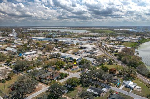 A home in WINTER HAVEN