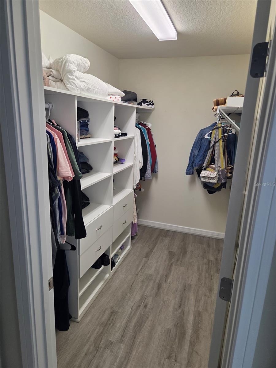 PINEWOOD RESERVE PH 3 - Residential Lease