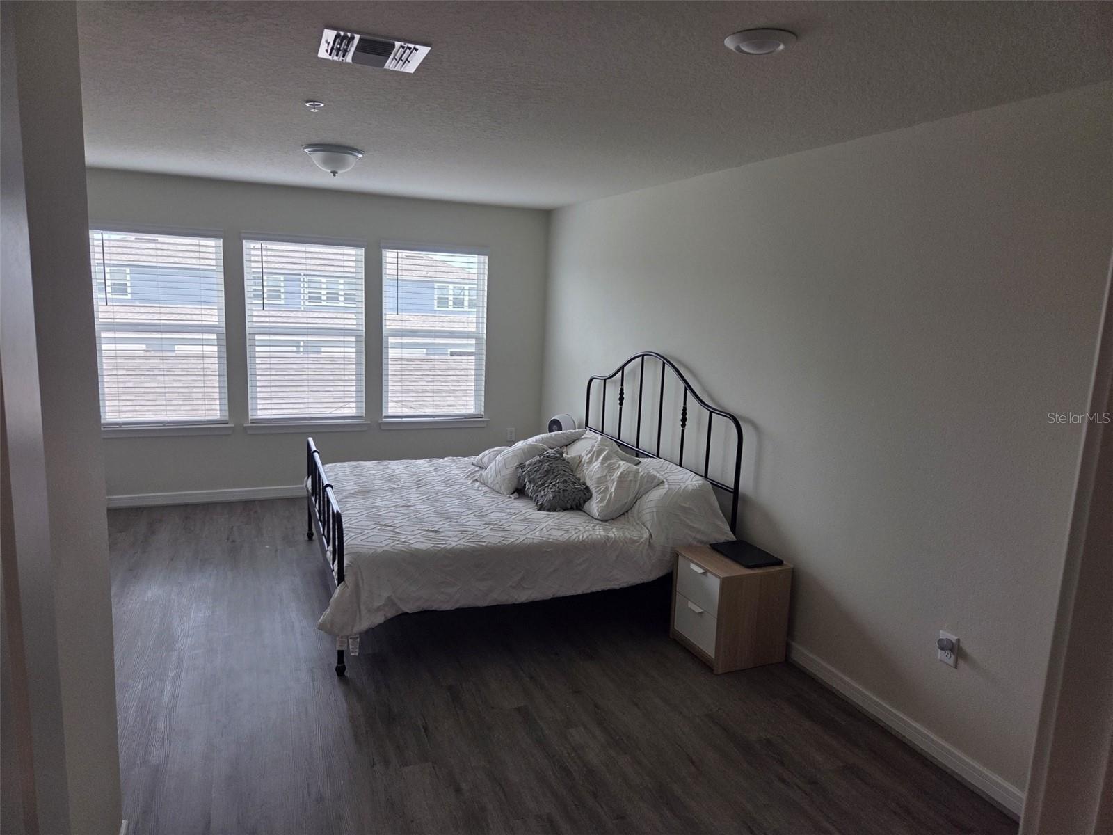 PINEWOOD RESERVE PH 3 - Residential Lease