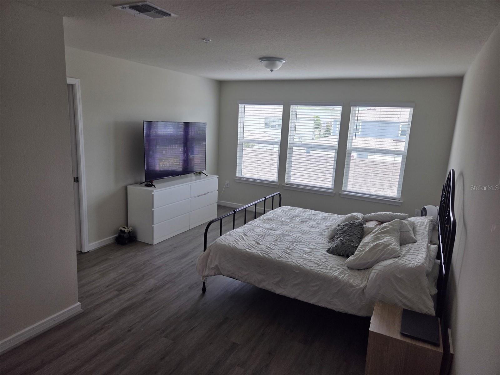 PINEWOOD RESERVE PH 3 - Residential Lease