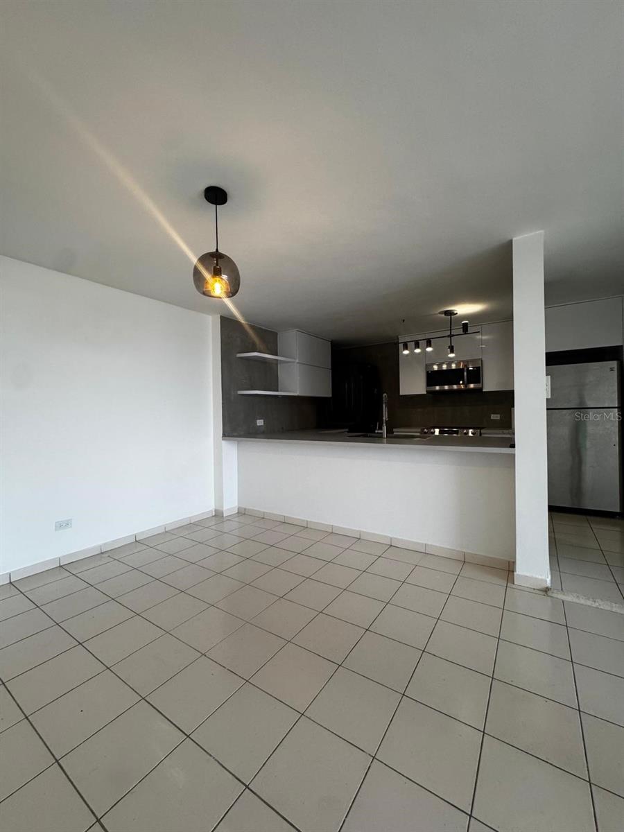 COND. SEGOVIA - Residential Lease