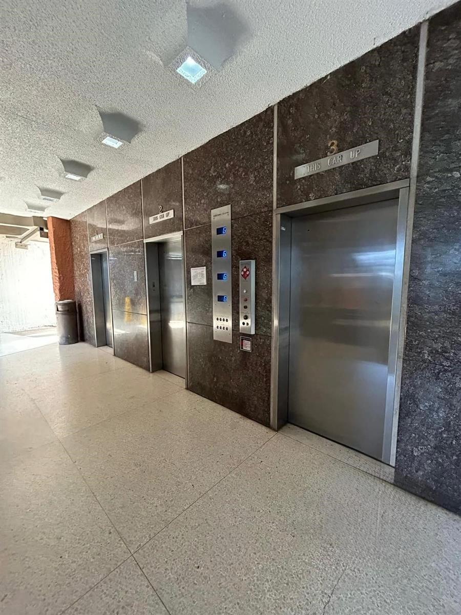 COND. SEGOVIA - Residential Lease