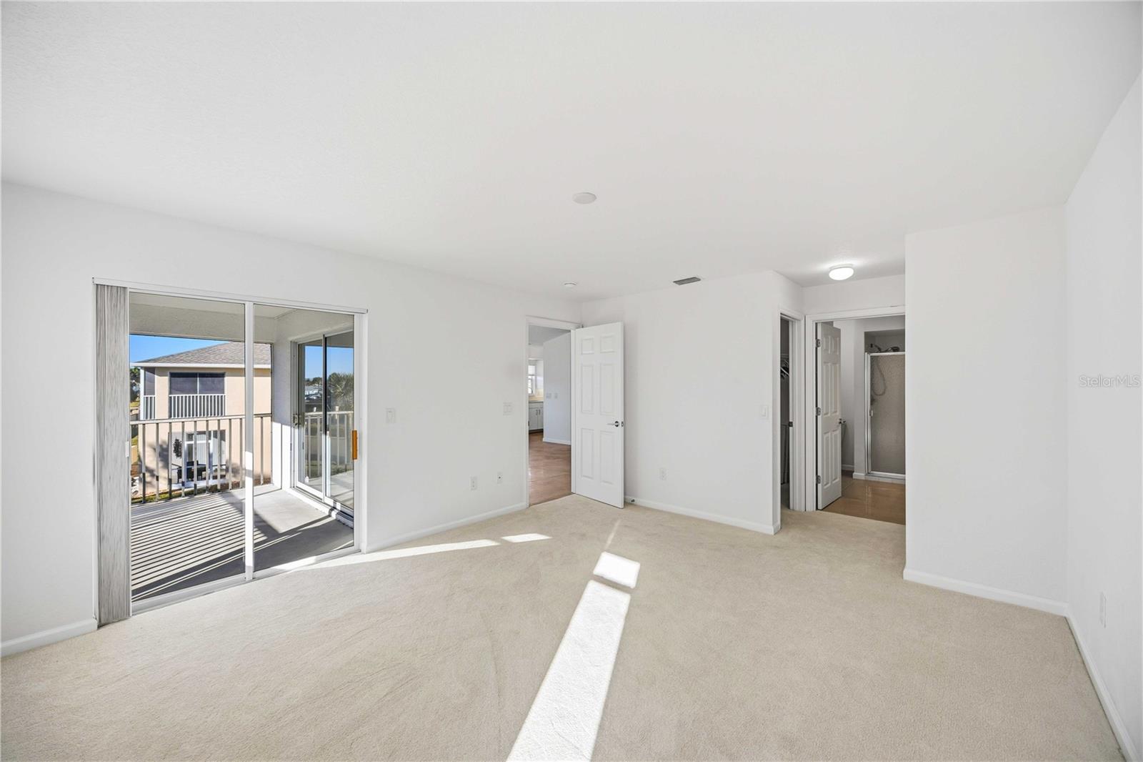 LINKSIDE - Residential