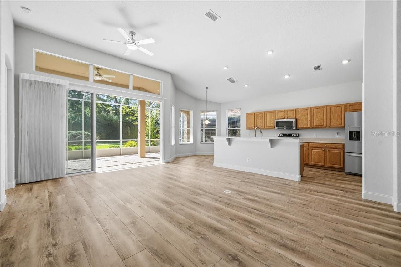 SOUTHGATE VILLAS - Residential