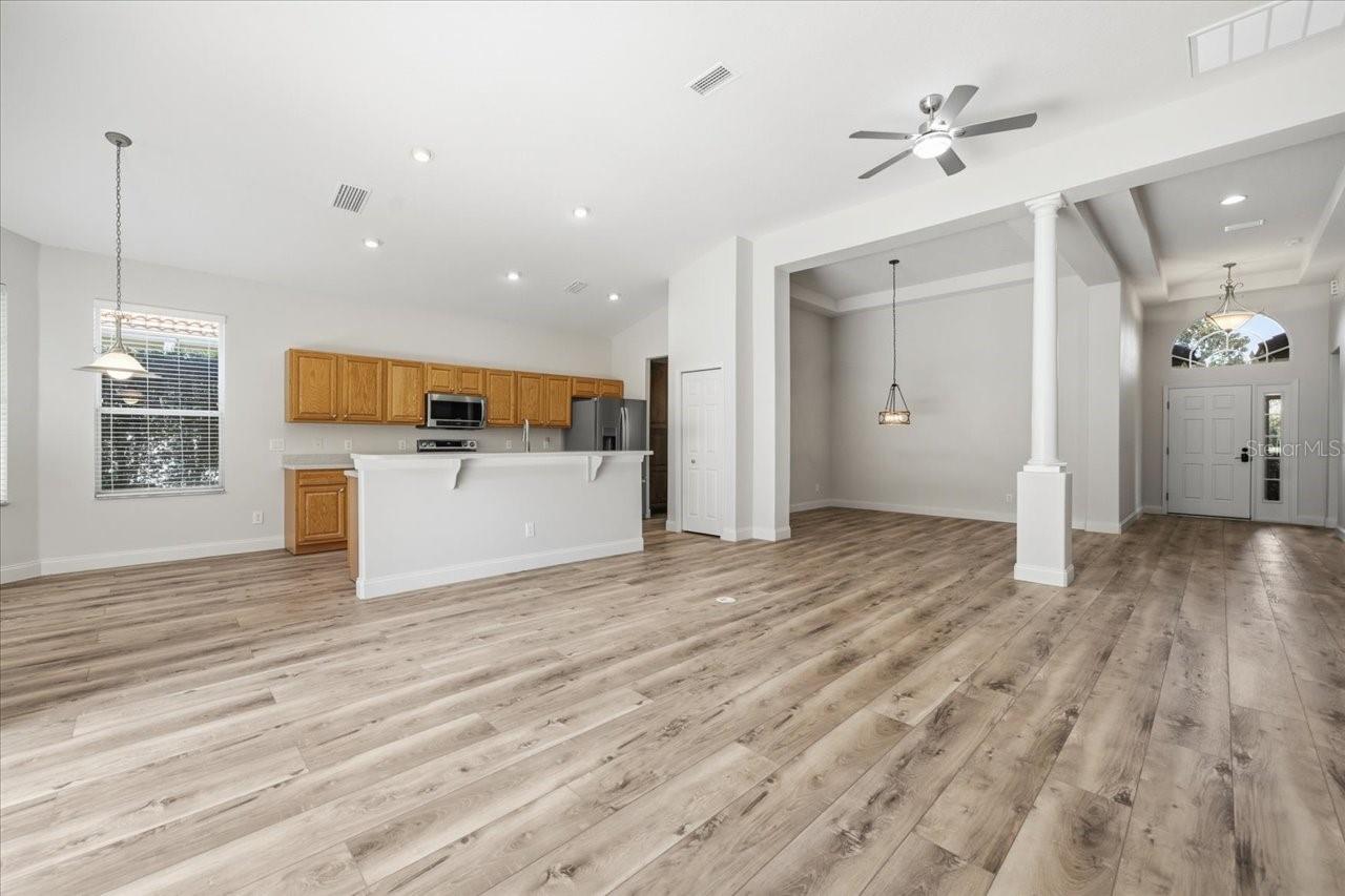 SOUTHGATE VILLAS - Residential