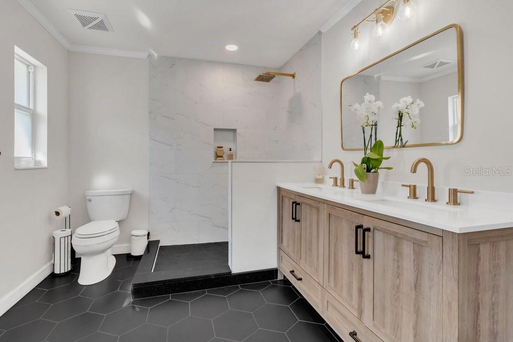 WINDERMERE TOWN - Residential