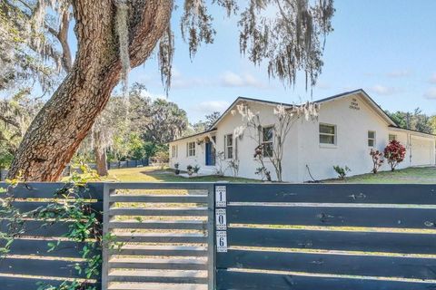 Photo of 106 Butler Street, Windermere, FL 34786 (MLS # O6369696)