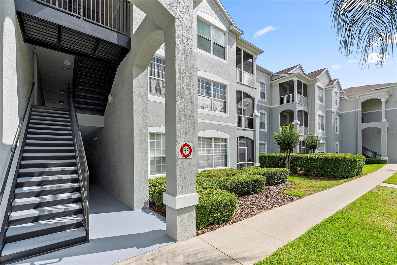 WYNDHAM PALMS CONDO PH 3 - Residential