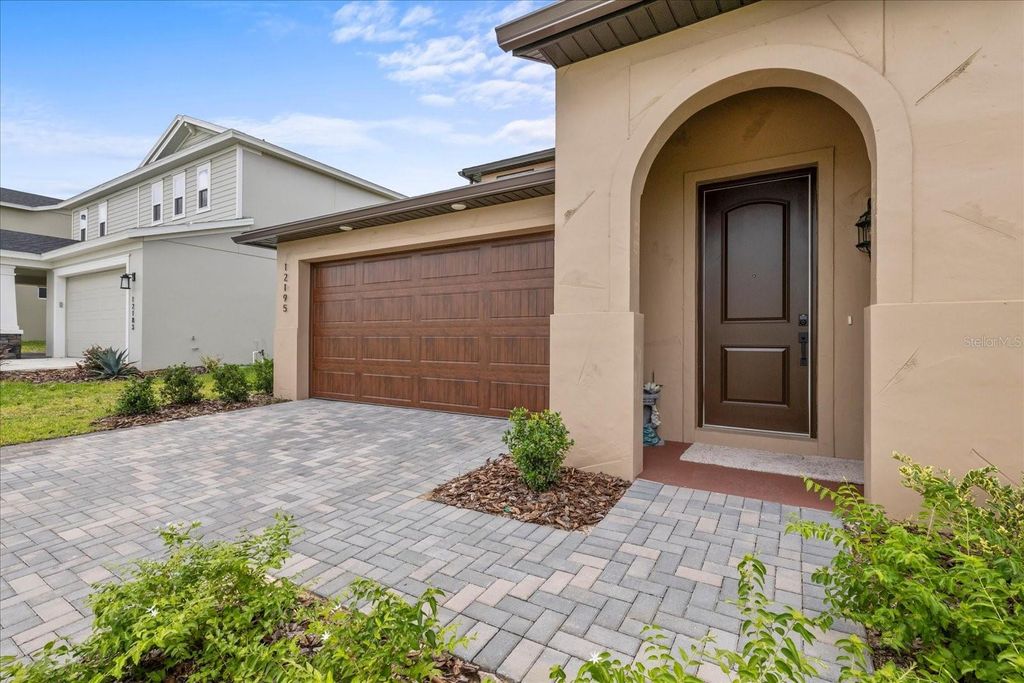 Photo of 12195 Stirrup Drive, Dade City, FL 33525 (MLS # TB8419838)