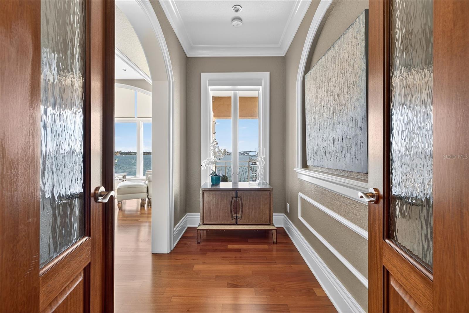 BELLEVUE ESTATES ISLAND - Residential