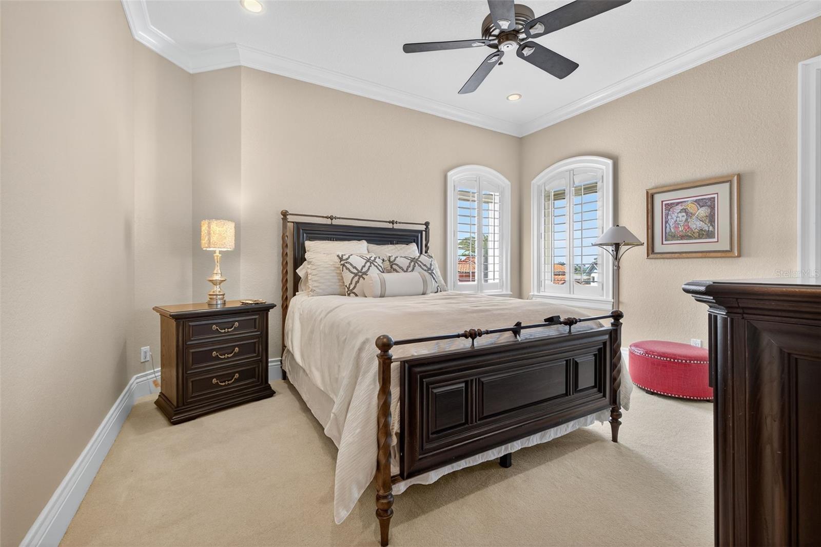 BELLEVUE ESTATES ISLAND - Residential