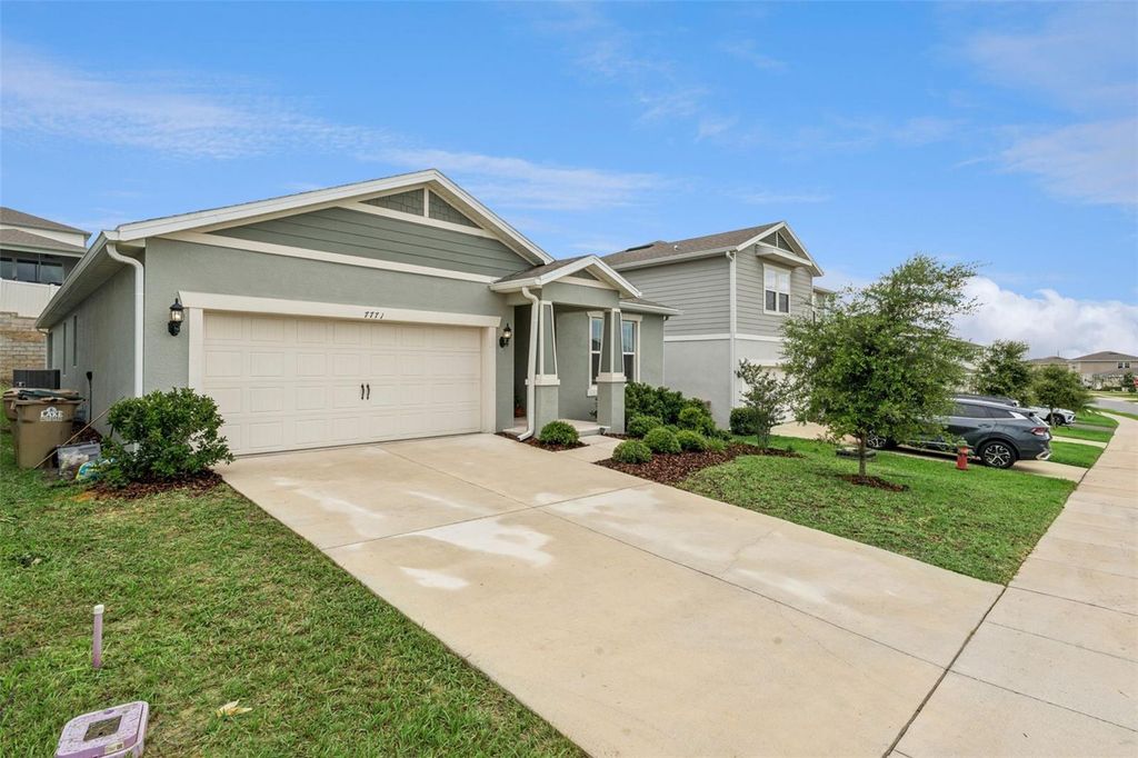 Photo of 7771 Syracuse Drive, Clermont, FL 34714 (MLS # O6407618)