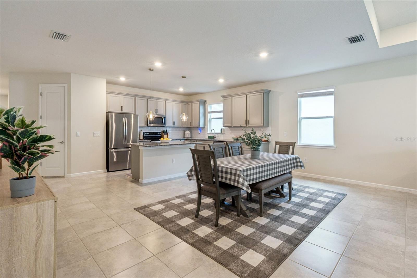 RIDGEVIEW PH 2 - Residential