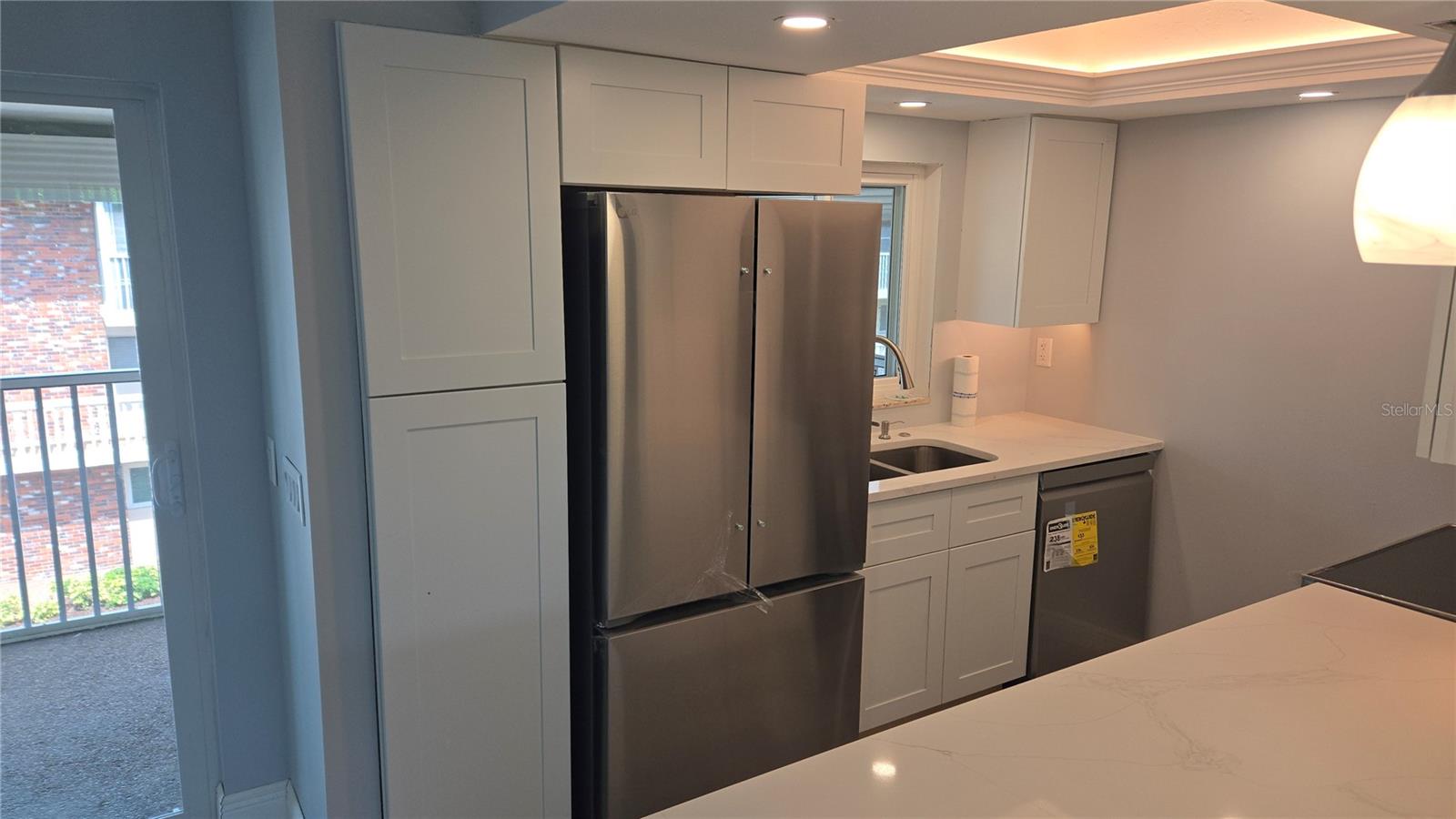 SUNLAND GARDENS - Residential Lease