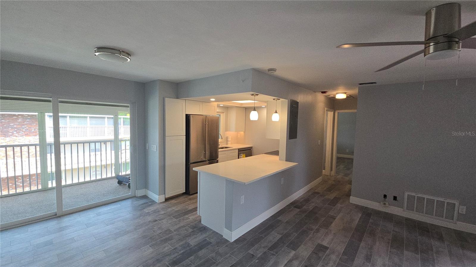 SUNLAND GARDENS - Residential Lease