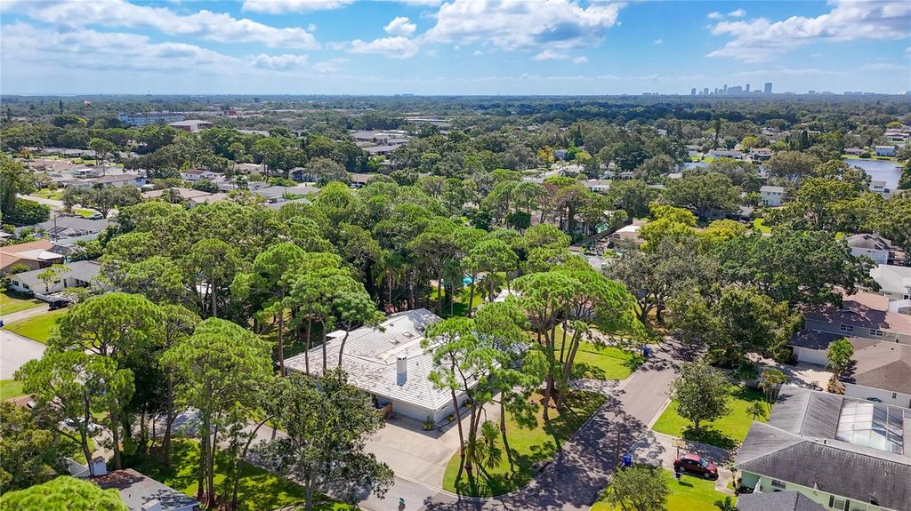 Photo of 8693 15th Street N, St Petersburg, FL 33702 (MLS # TB8438087)