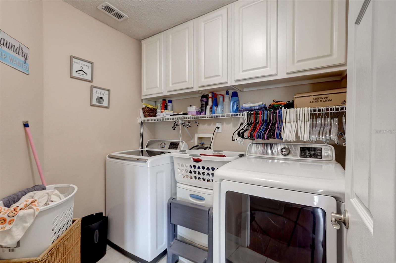 WINFIELD - Residential