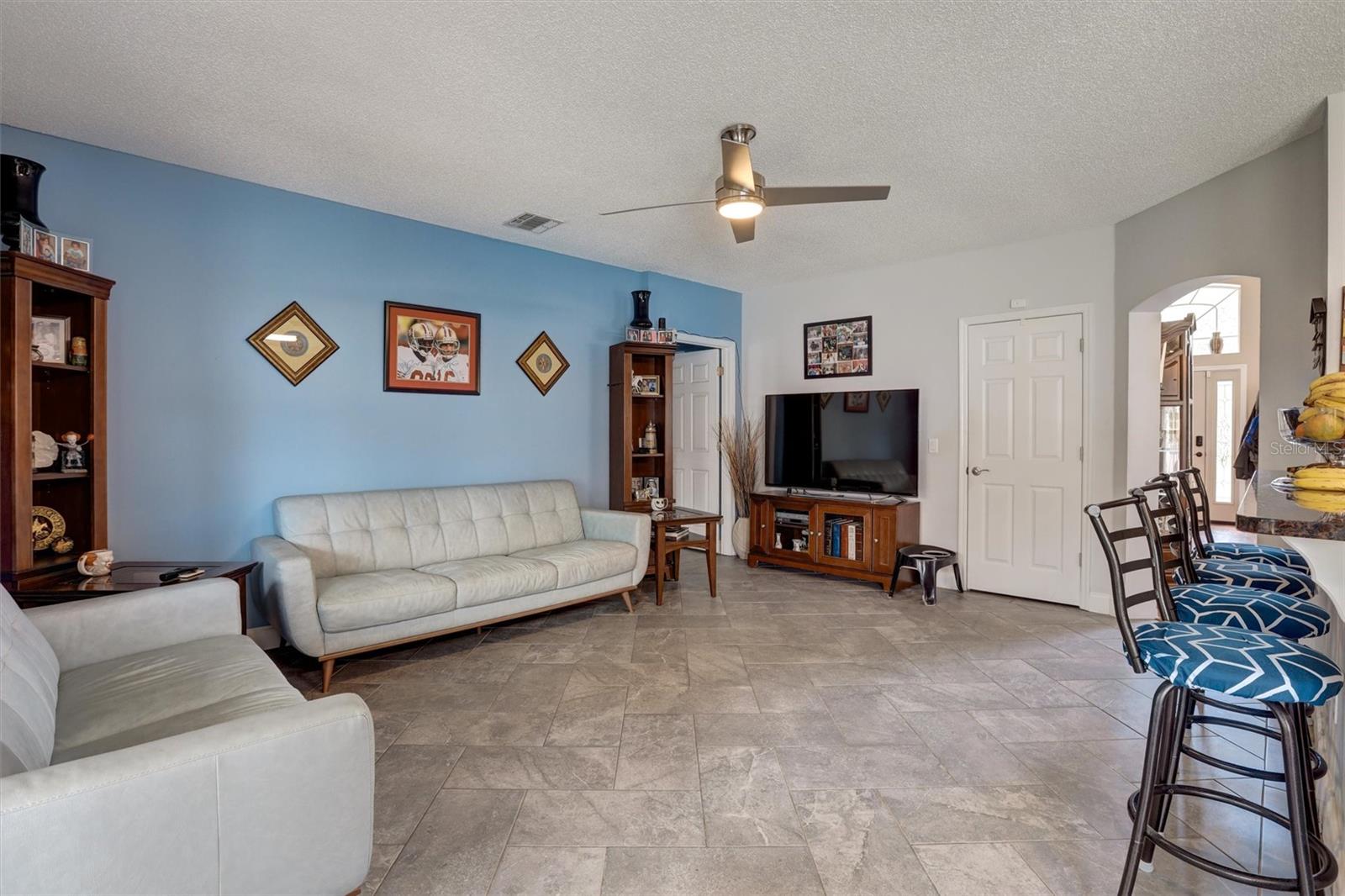 WINFIELD - Residential